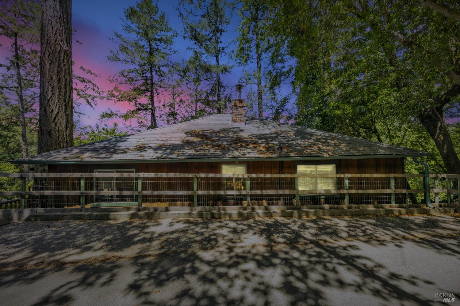 Detail Gallery Image 2 of 37 For 11777 Madrona Rd, Forestville,  CA 95436 - 3 Beds | 1 Baths