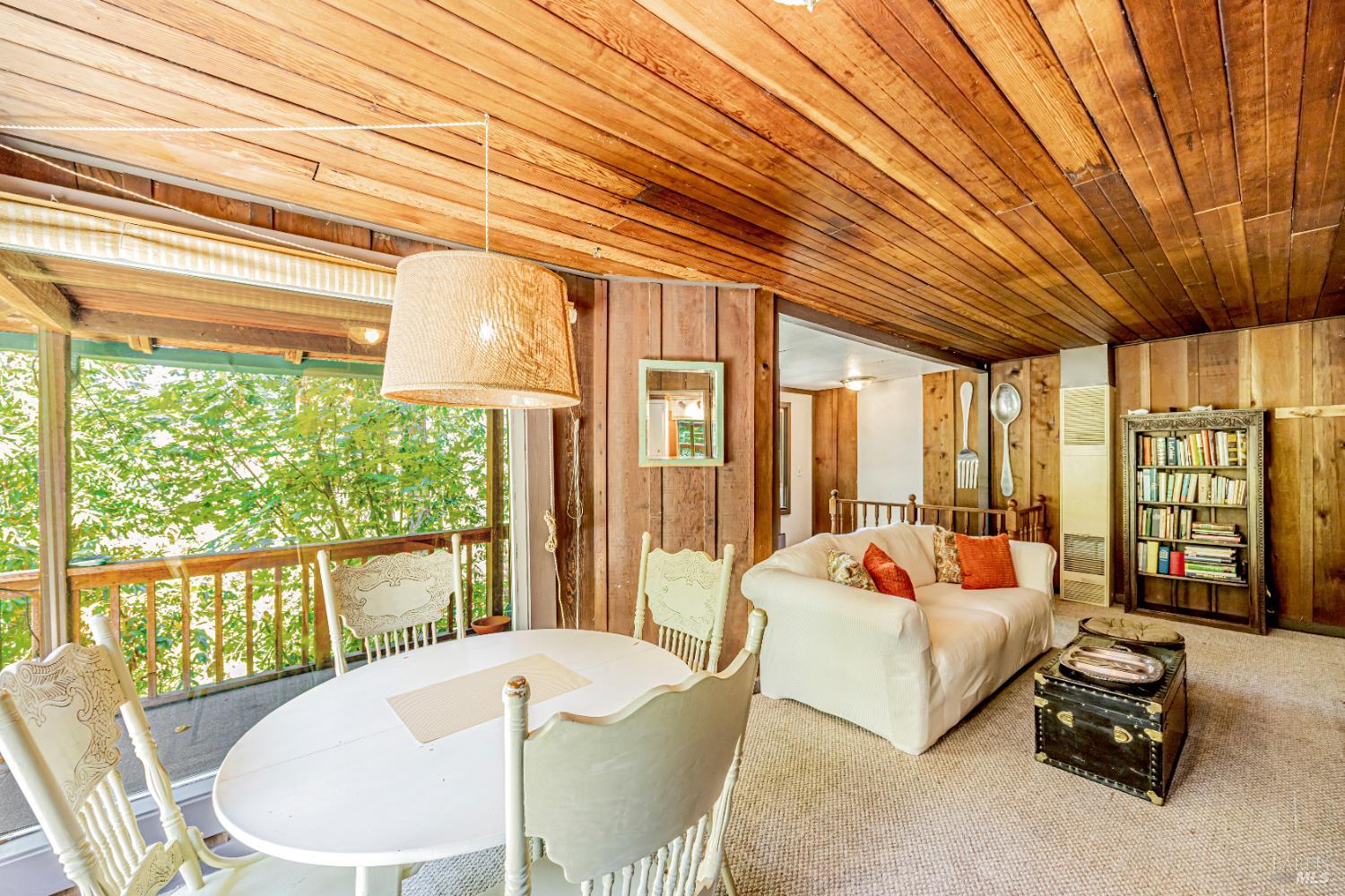 Detail Gallery Image 15 of 37 For 11777 Madrona Rd, Forestville,  CA 95436 - 3 Beds | 1 Baths