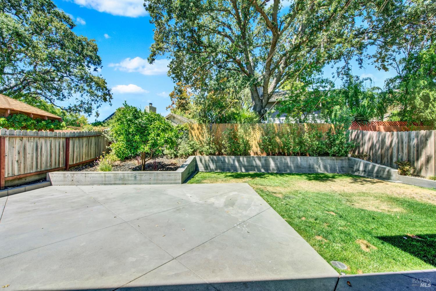 Detail Gallery Image 57 of 60 For 16 Winestone Ct, Napa,  CA 94558 - 3 Beds | 2/1 Baths