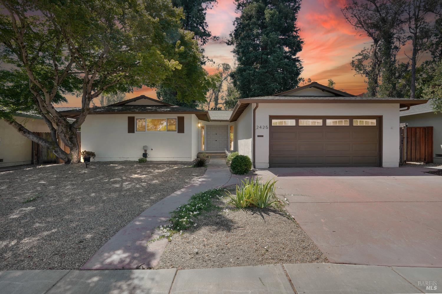 Detail Gallery Image 46 of 46 For 2425 Creekside Ave, Napa,  CA 94558 - 4 Beds | 2 Baths
