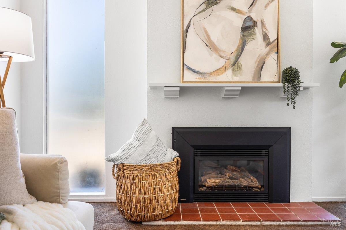 Detail Gallery Image 8 of 34 For 70 San Carlos Way, Novato,  CA 94945 - 4 Beds | 2 Baths