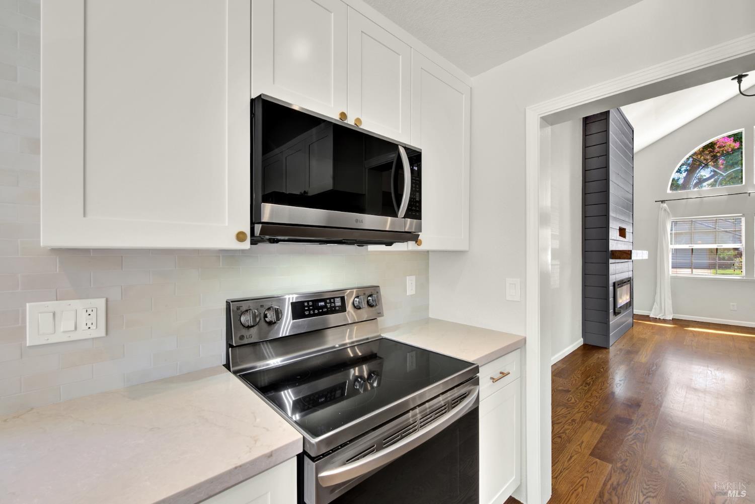 Detail Gallery Image 30 of 60 For 16 Winestone Ct, Napa,  CA 94558 - 3 Beds | 2/1 Baths