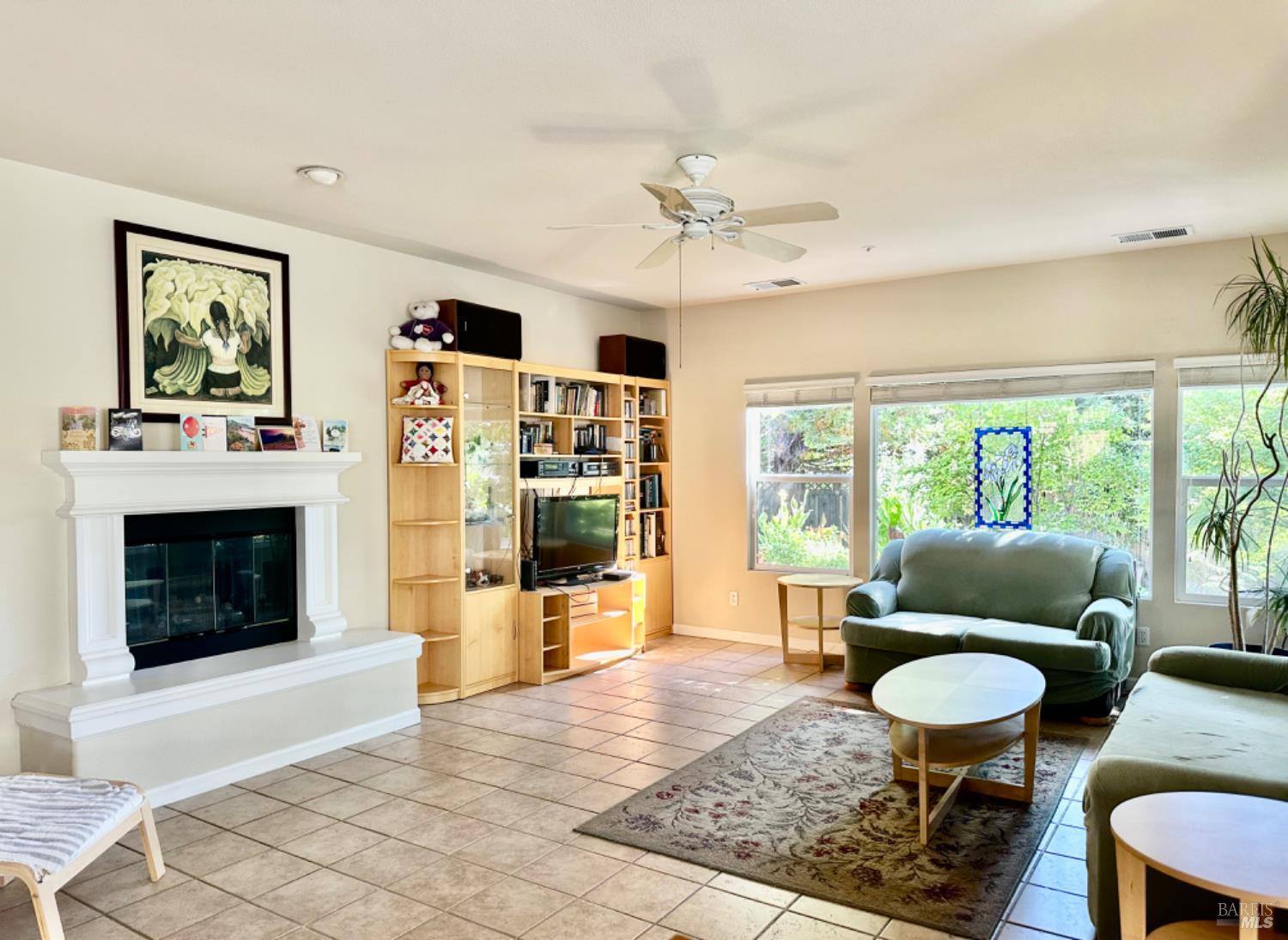 Detail Gallery Image 6 of 36 For 134 Douglas Fir Cir, Cloverdale,  CA 95425 - 4 Beds | 3 Baths