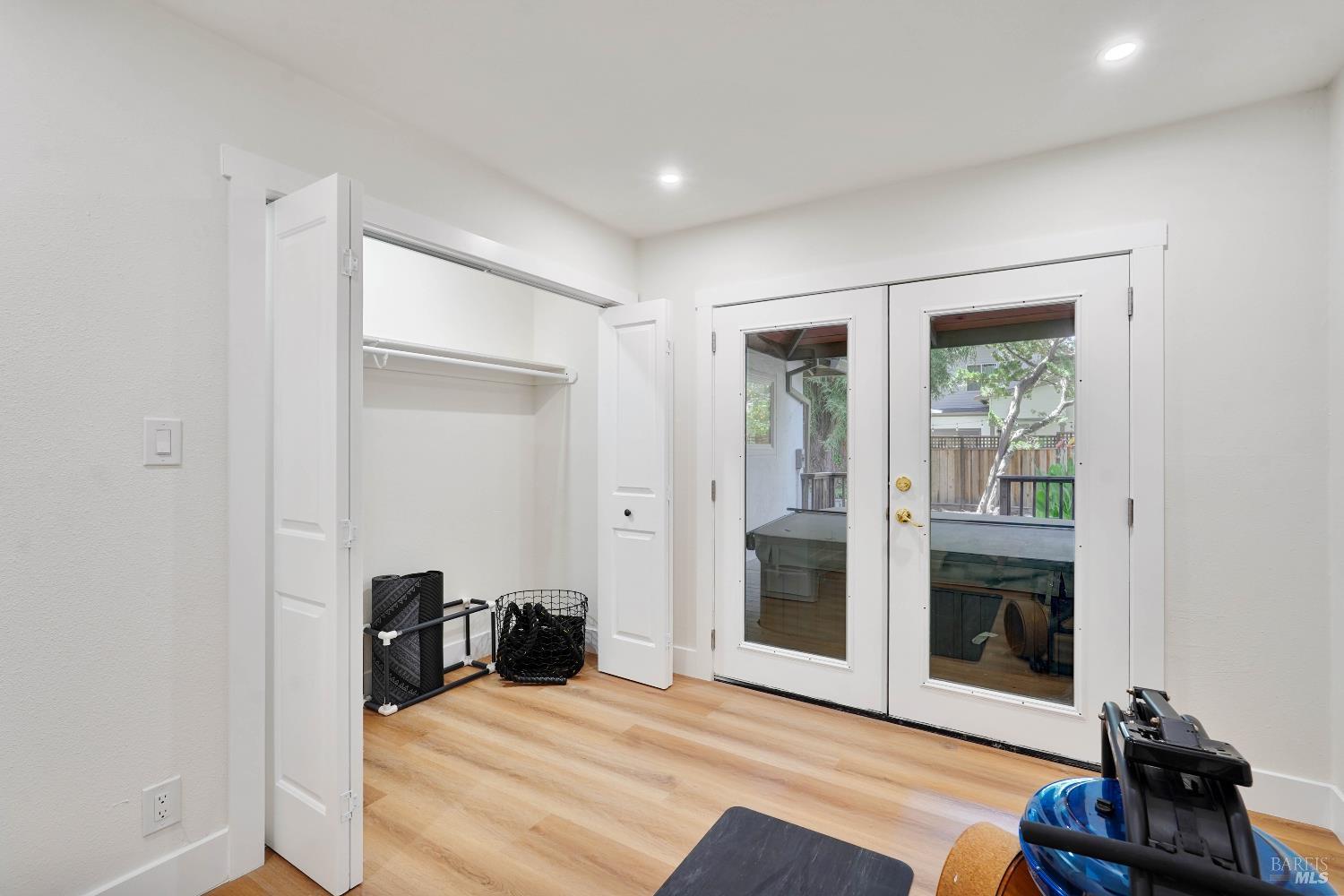 Detail Gallery Image 18 of 46 For 2425 Creekside Ave, Napa,  CA 94558 - 4 Beds | 2 Baths