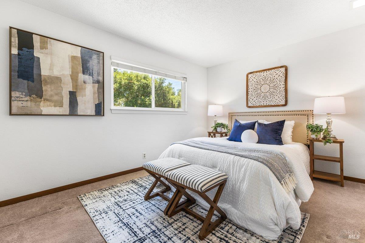 Detail Gallery Image 15 of 34 For 70 San Carlos Way, Novato,  CA 94945 - 4 Beds | 2 Baths