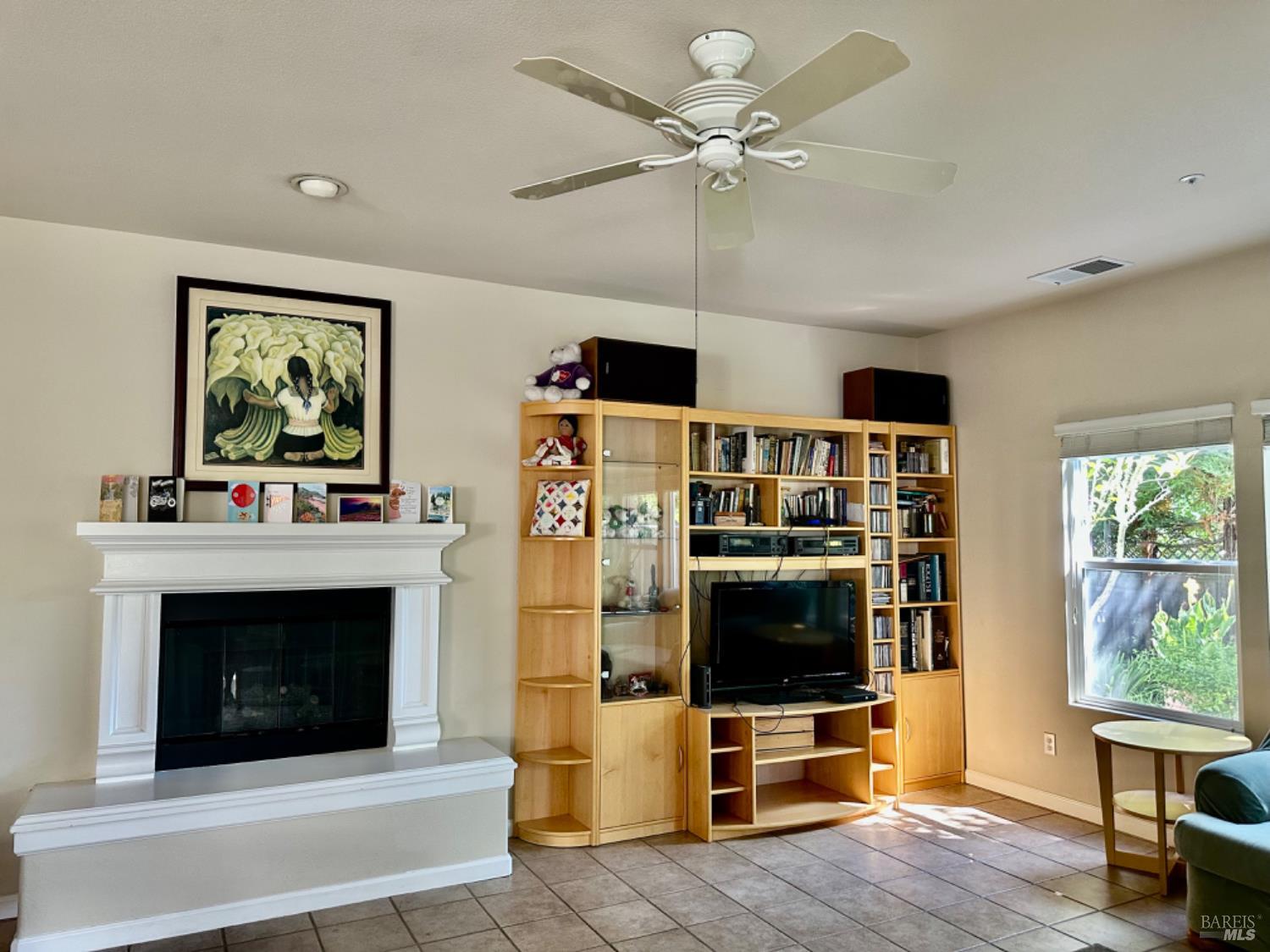 Detail Gallery Image 7 of 36 For 134 Douglas Fir Cir, Cloverdale,  CA 95425 - 4 Beds | 3 Baths
