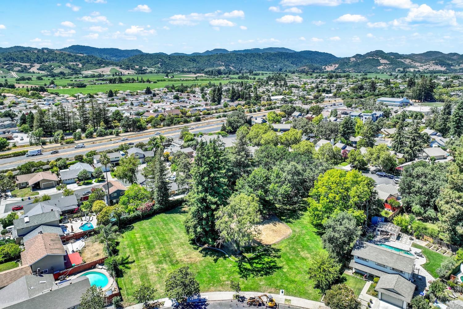 Detail Gallery Image 59 of 60 For 16 Winestone Ct, Napa,  CA 94558 - 3 Beds | 2/1 Baths