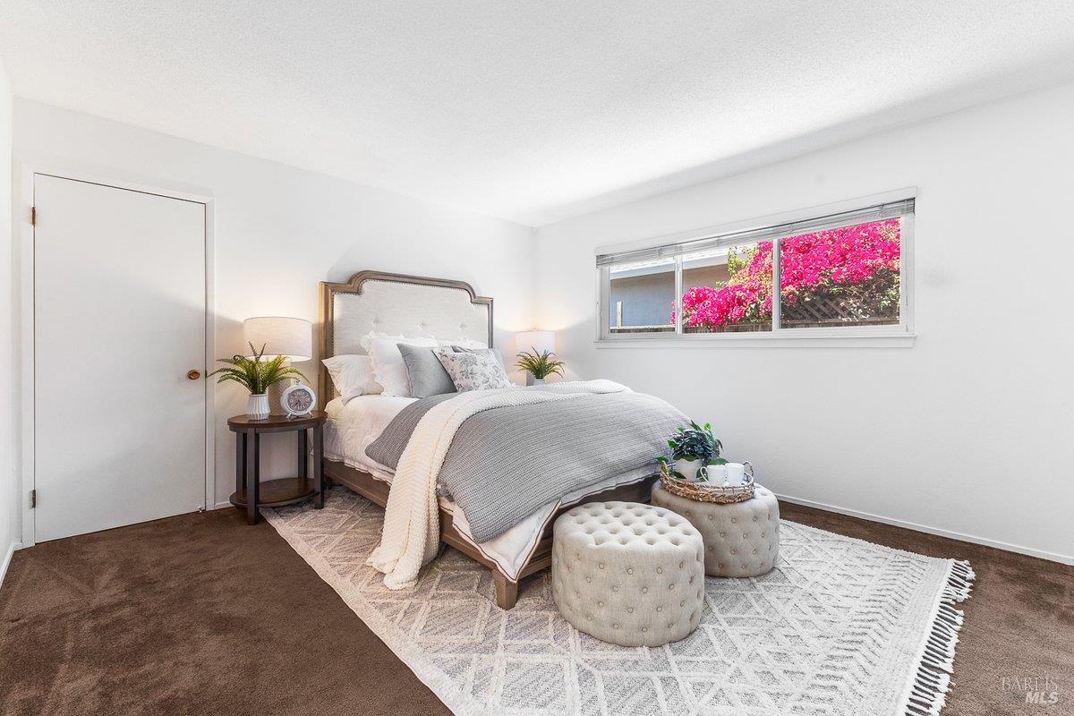 Detail Gallery Image 25 of 34 For 70 San Carlos Way, Novato,  CA 94945 - 4 Beds | 2 Baths