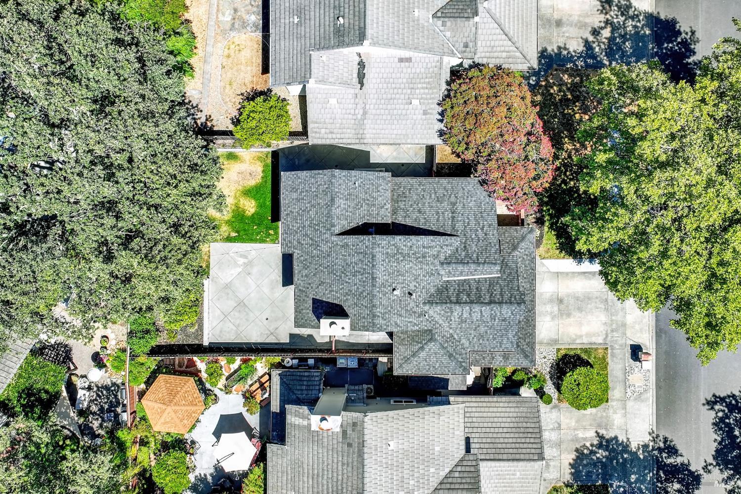 Detail Gallery Image 53 of 60 For 16 Winestone Ct, Napa,  CA 94558 - 3 Beds | 2/1 Baths