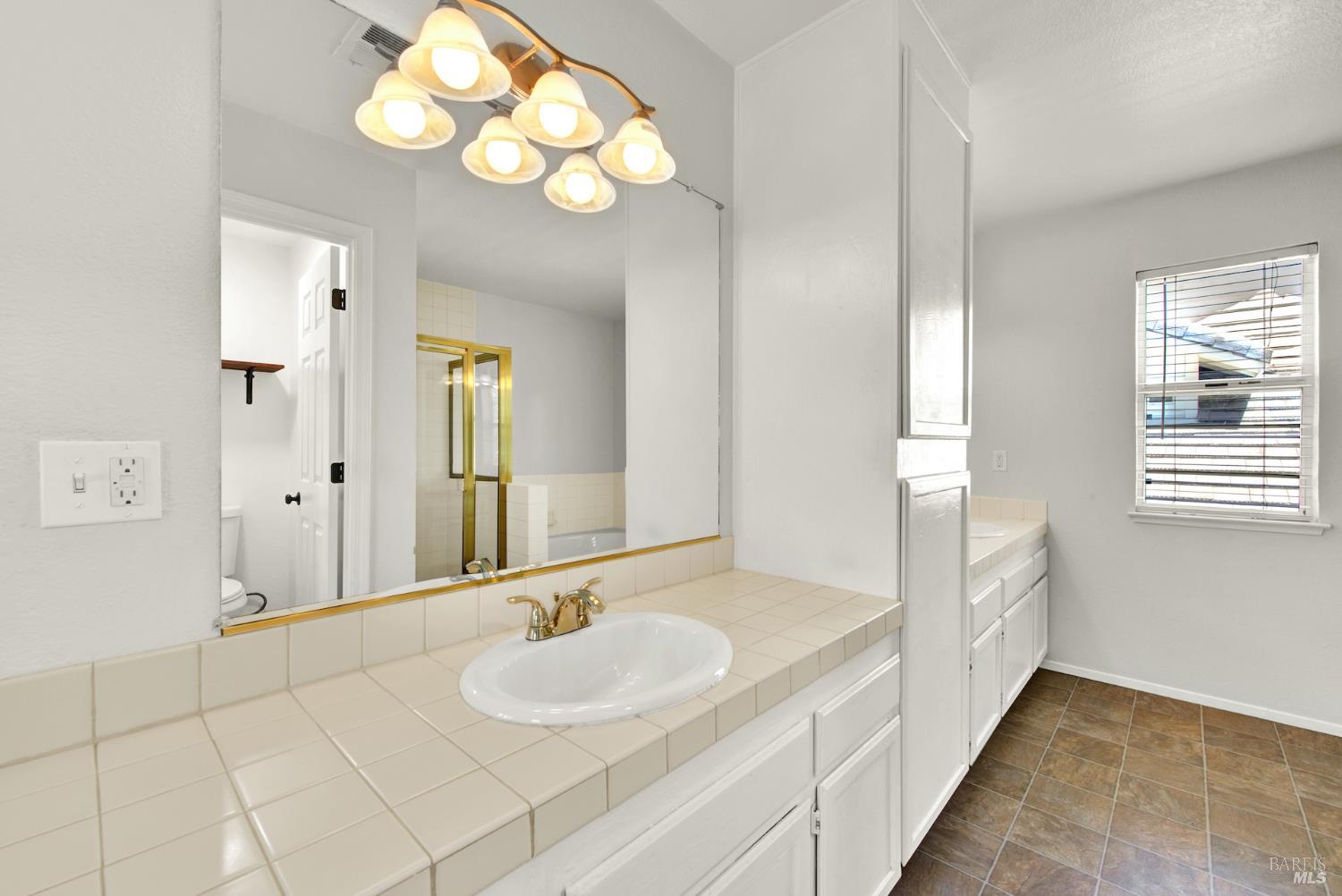 Detail Gallery Image 42 of 60 For 16 Winestone Ct, Napa,  CA 94558 - 3 Beds | 2/1 Baths