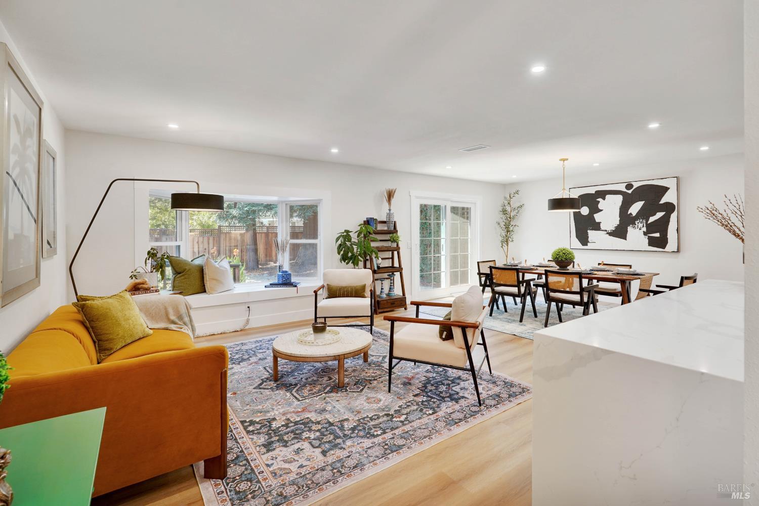 Detail Gallery Image 3 of 46 For 2425 Creekside Ave, Napa,  CA 94558 - 4 Beds | 2 Baths