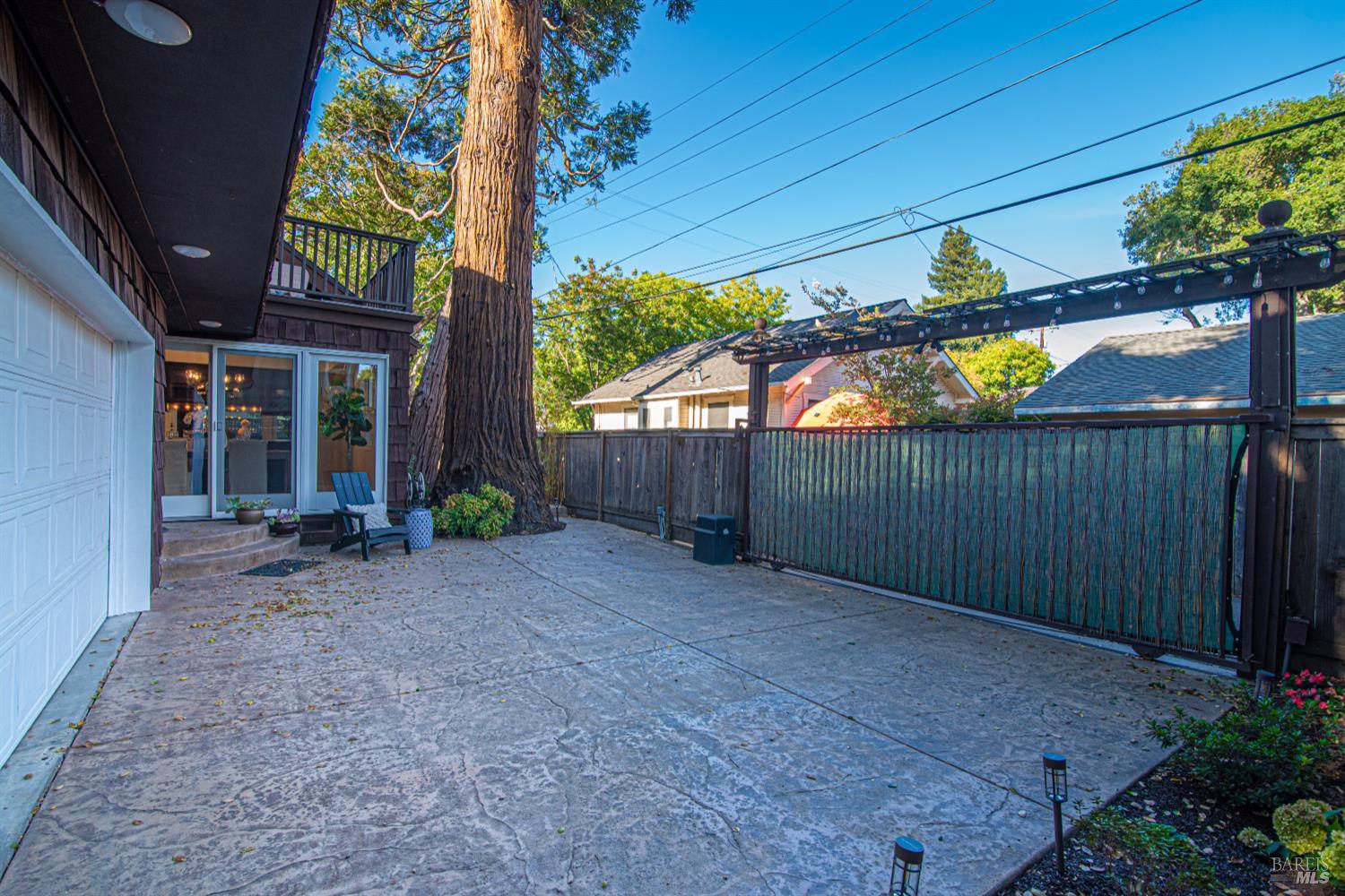 Detail Gallery Image 18 of 44 For 1410 15th St, Santa Rosa,  CA 95404 - 2 Beds | 2/1 Baths
