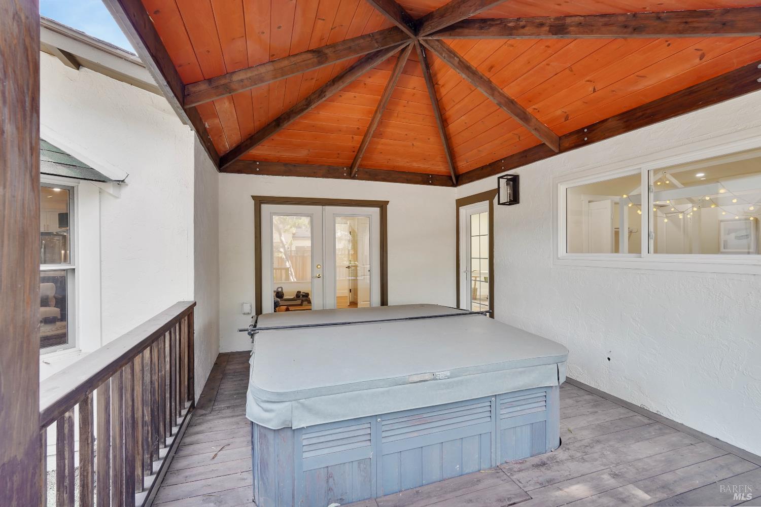 Detail Gallery Image 20 of 46 For 2425 Creekside Ave, Napa,  CA 94558 - 4 Beds | 2 Baths