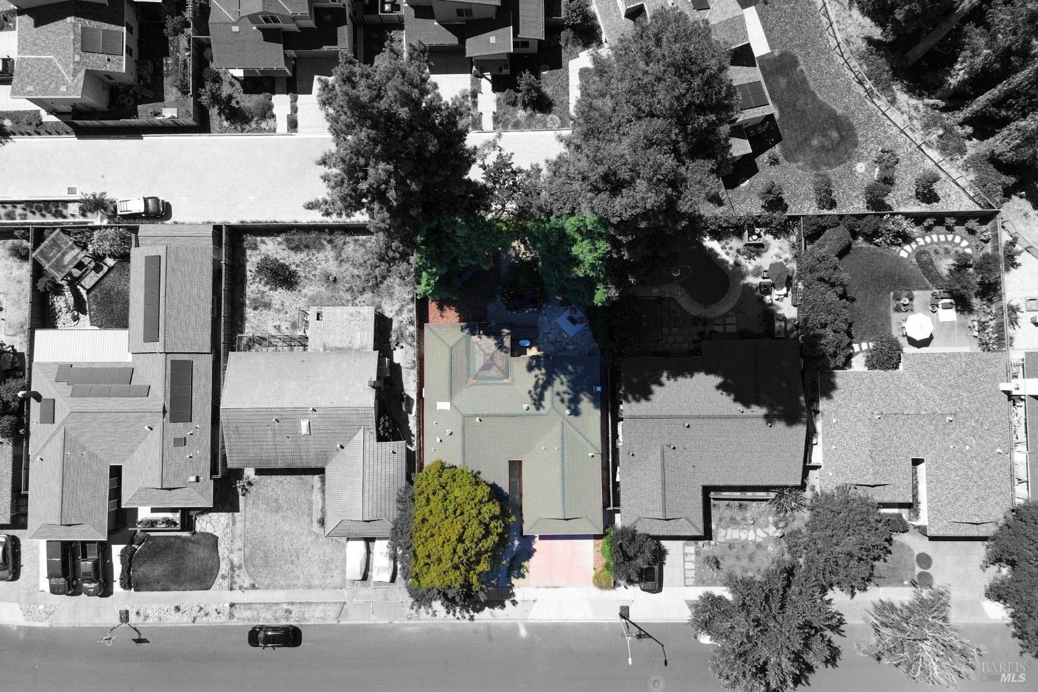 Detail Gallery Image 43 of 46 For 2425 Creekside Ave, Napa,  CA 94558 - 4 Beds | 2 Baths