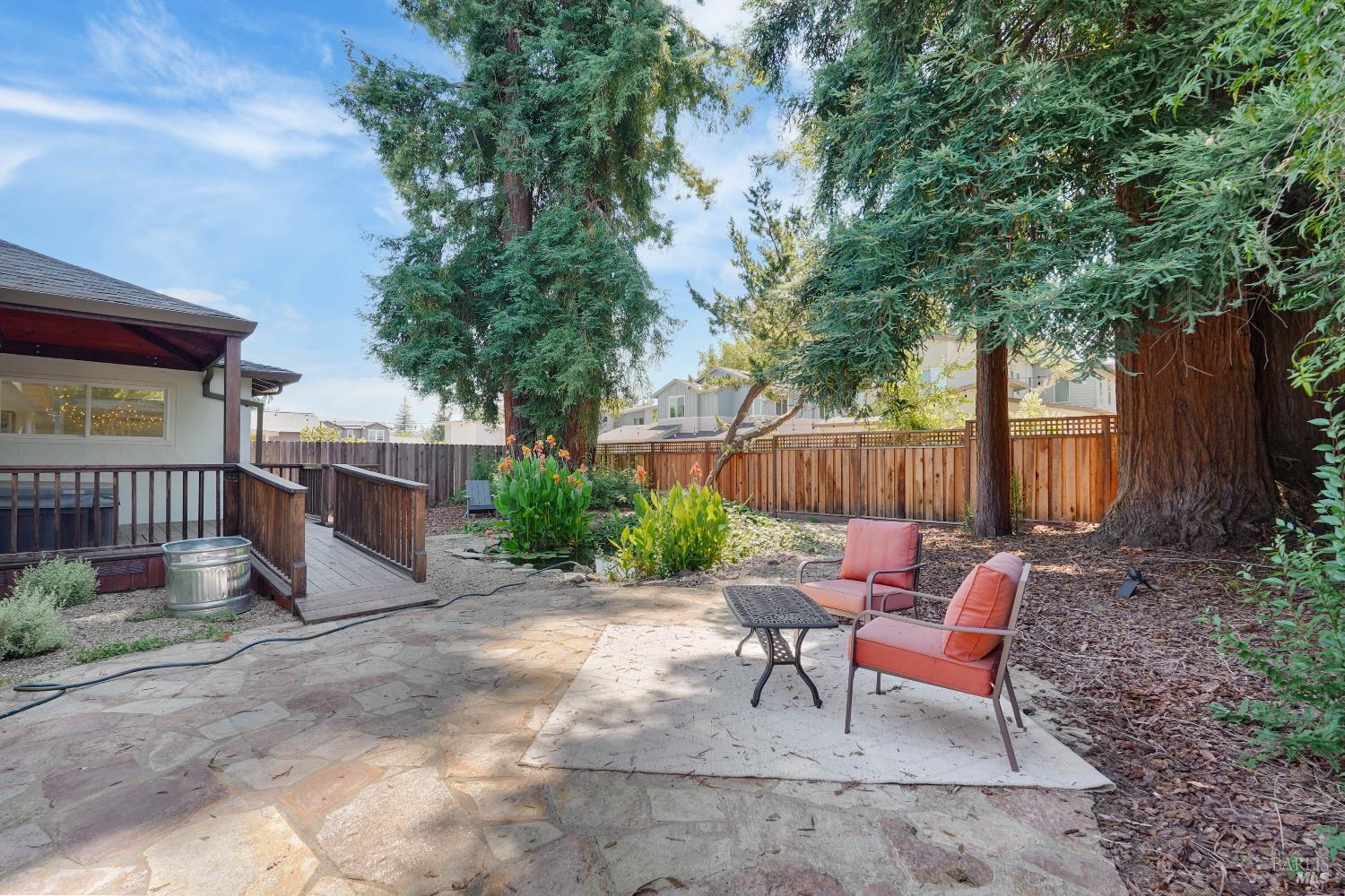 Detail Gallery Image 37 of 46 For 2425 Creekside Ave, Napa,  CA 94558 - 4 Beds | 2 Baths