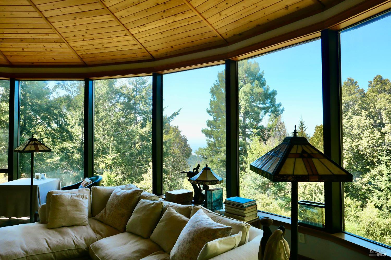 Detail Gallery Image 11 of 40 For 23901 Pacific Heights Dr, Westport,  CA 95488 - 4 Beds | 3 Baths