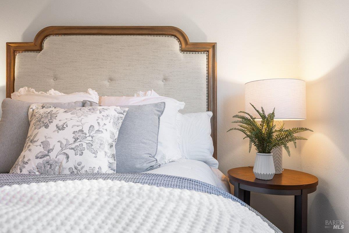 Detail Gallery Image 28 of 34 For 70 San Carlos Way, Novato,  CA 94945 - 4 Beds | 2 Baths