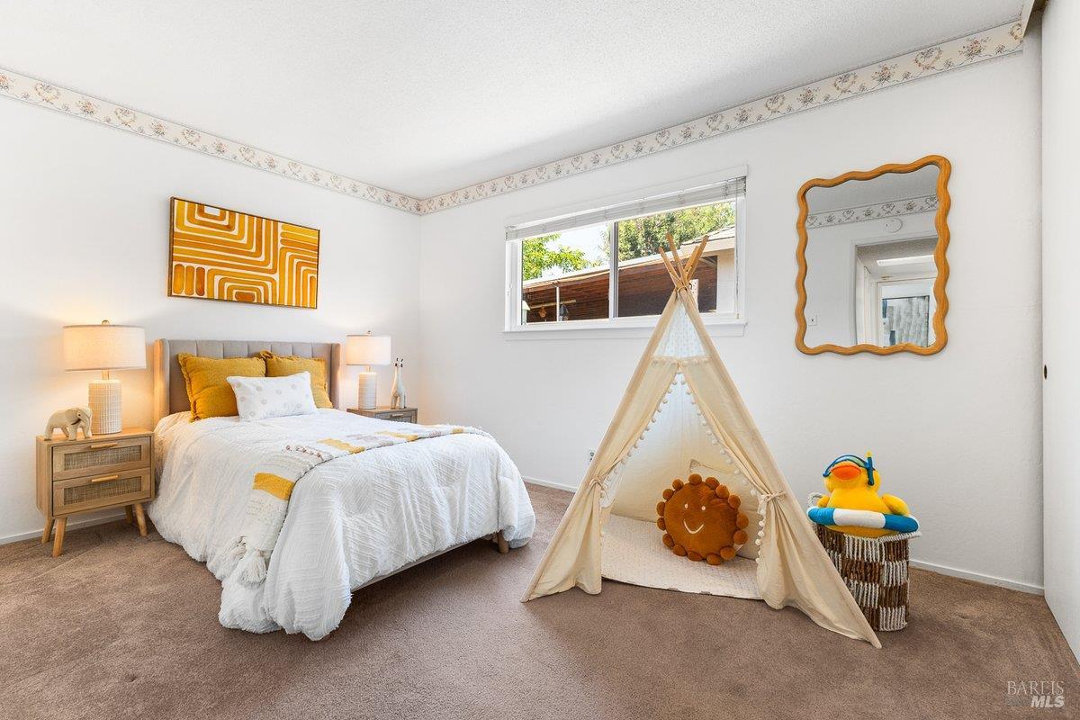Detail Gallery Image 23 of 34 For 70 San Carlos Way, Novato,  CA 94945 - 4 Beds | 2 Baths