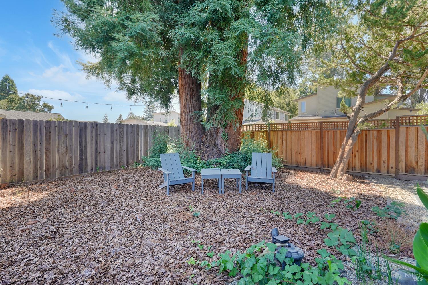 Detail Gallery Image 33 of 46 For 2425 Creekside Ave, Napa,  CA 94558 - 4 Beds | 2 Baths
