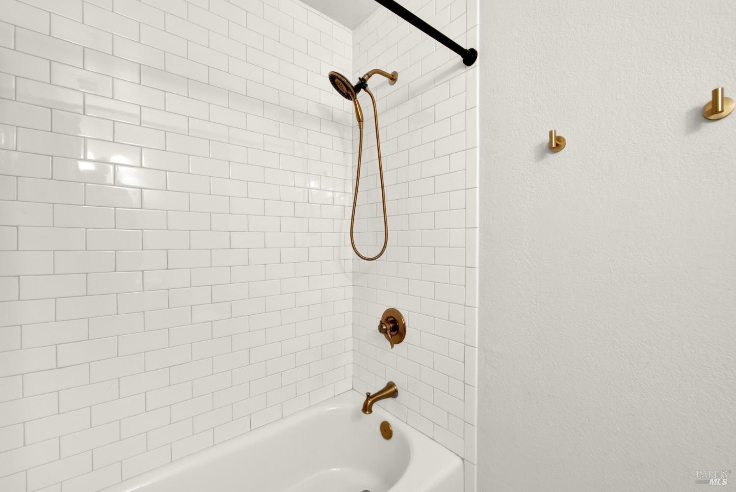 Detail Gallery Image 50 of 60 For 16 Winestone Ct, Napa,  CA 94558 - 3 Beds | 2/1 Baths