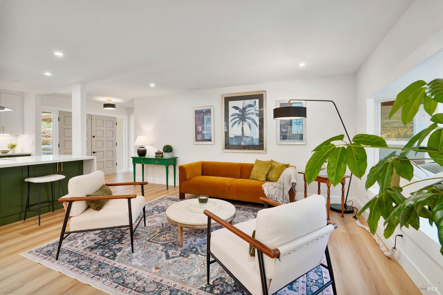 Detail Gallery Image 16 of 46 For 2425 Creekside Ave, Napa,  CA 94558 - 4 Beds | 2 Baths