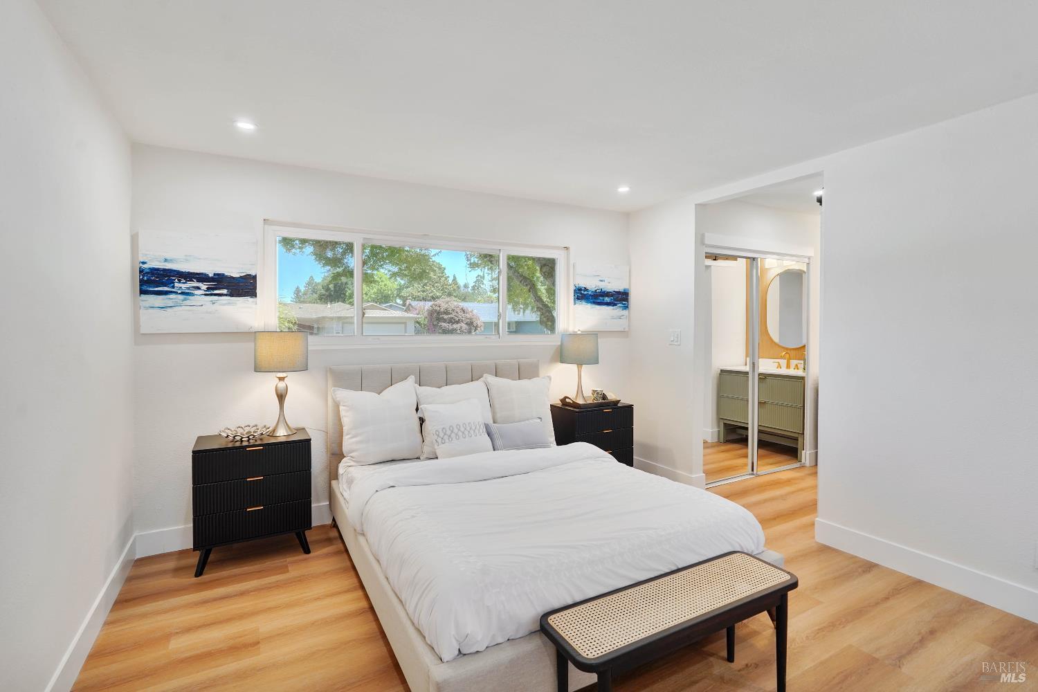 Detail Gallery Image 21 of 46 For 2425 Creekside Ave, Napa,  CA 94558 - 4 Beds | 2 Baths