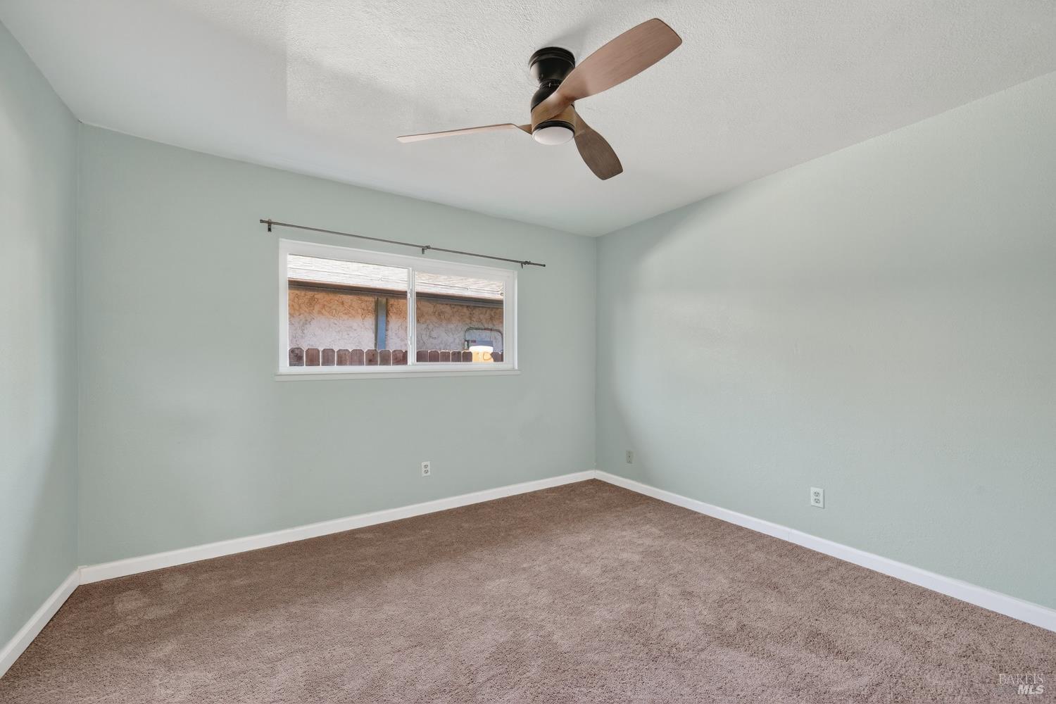 Detail Gallery Image 18 of 36 For 865 Camelia Dr, Dixon,  CA 95620 - 3 Beds | 1/1 Baths