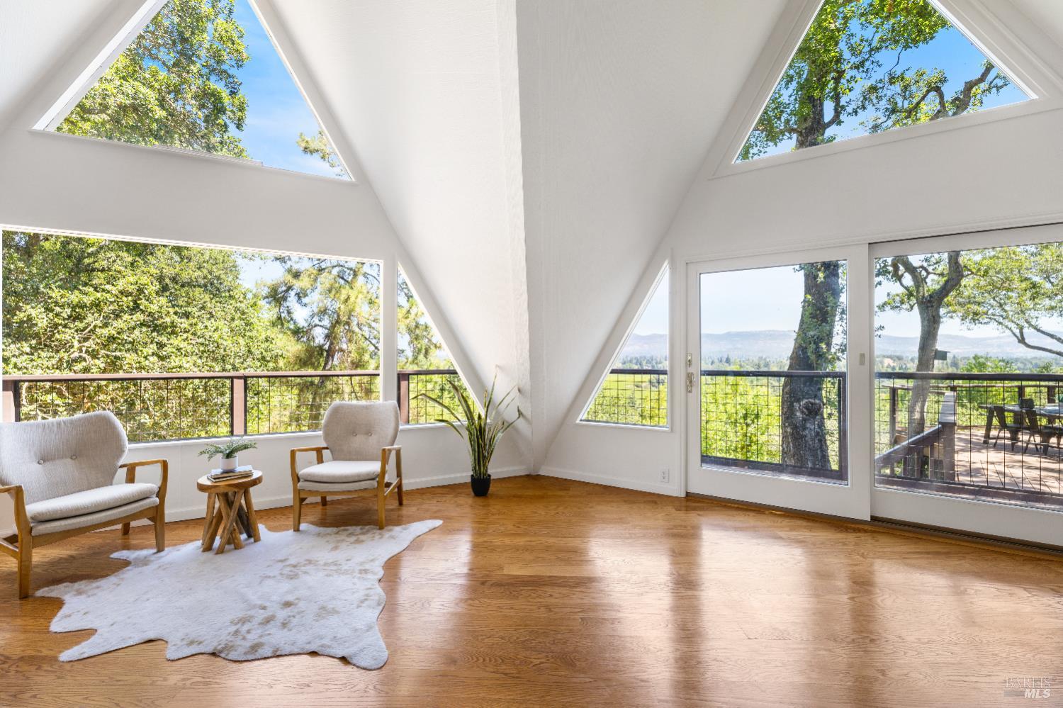 Detail Gallery Image 22 of 44 For 3051 Redwood Rd, Napa,  CA 94558 - 3 Beds | 4 Baths