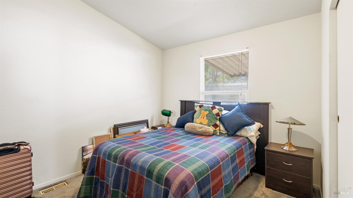 Detail Gallery Image 22 of 34 For 131 Del Paso Dr, Vacaville,  CA 95687 - 3 Beds | 2 Baths