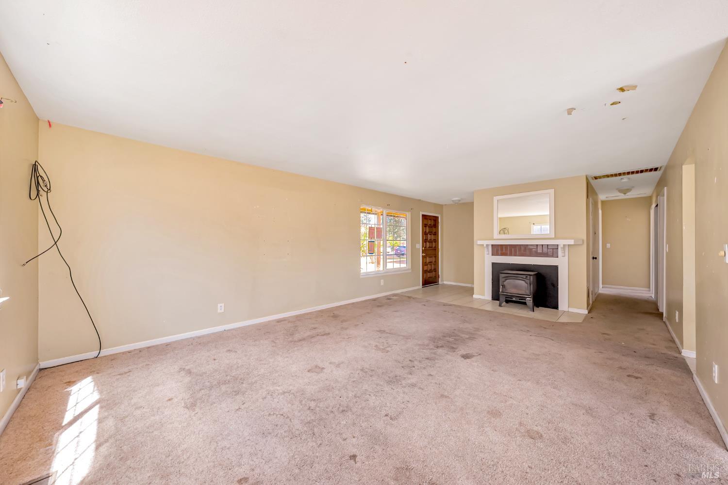 Detail Gallery Image 11 of 32 For 18569 Spyglass Rd, Hidden Valley Lake,  CA 95467 - 2 Beds | 2 Baths