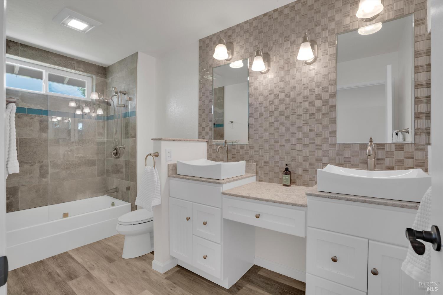 Detail Gallery Image 18 of 40 For 871 Hanlon Way, Benicia,  CA 94510 - 4 Beds | 2 Baths