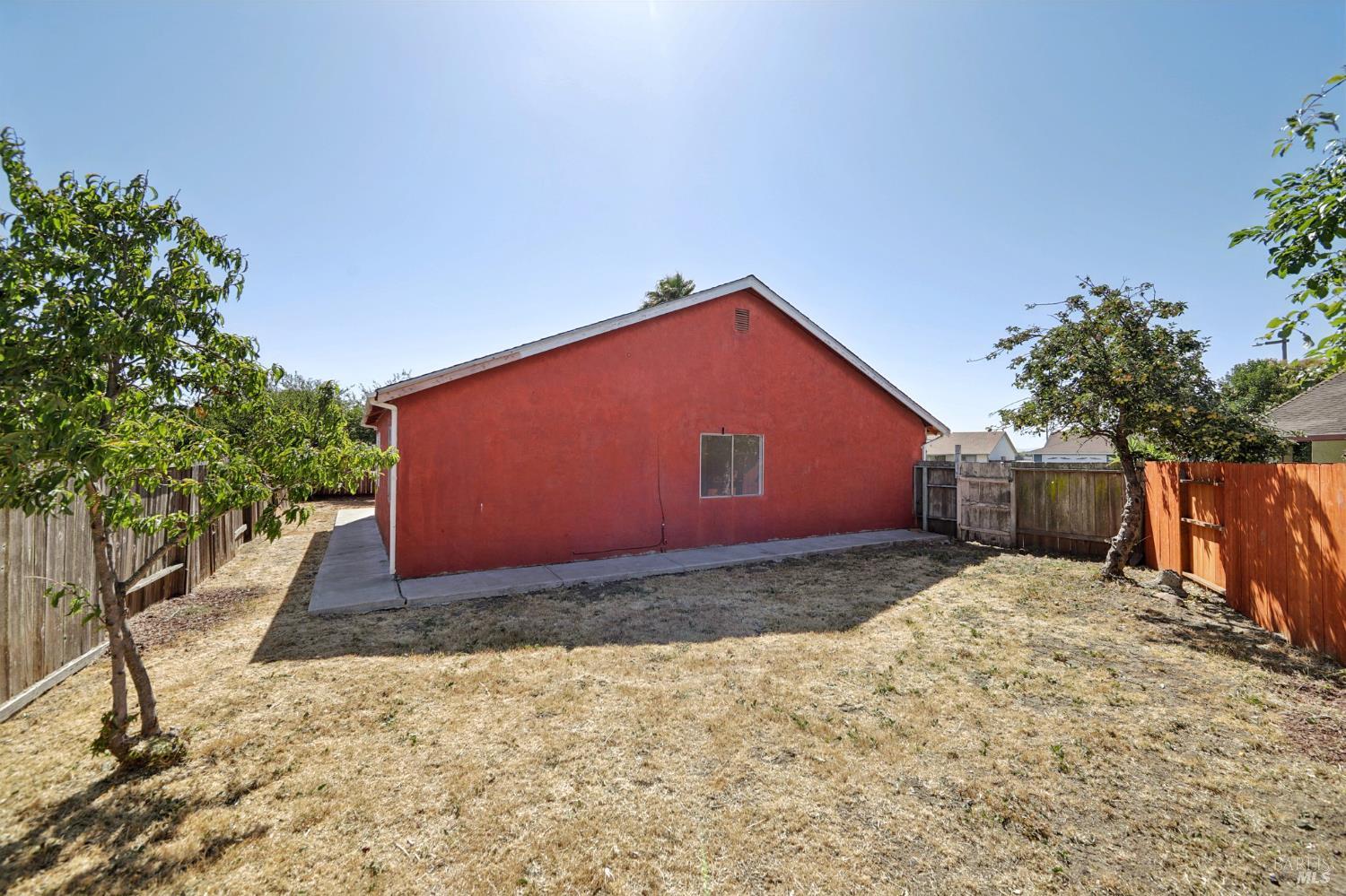 Detail Gallery Image 28 of 41 For 112 Lilac Ct, Vallejo,  CA 94589 - 3 Beds | 2 Baths
