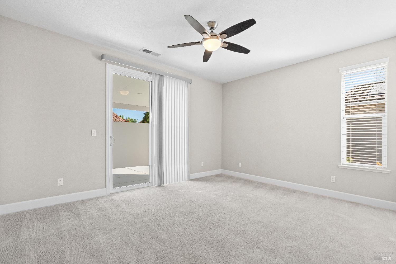 Detail Gallery Image 12 of 35 For 620 Hawk Ridge Dr, Rio Vista,  CA 94571 - 2 Beds | 2 Baths