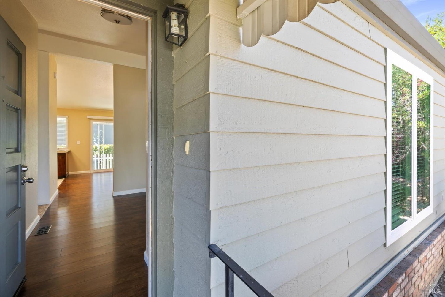 Detail Gallery Image 6 of 39 For 209 Shirley Ct 116, Napa,  CA 94558 - 2 Beds | 2 Baths