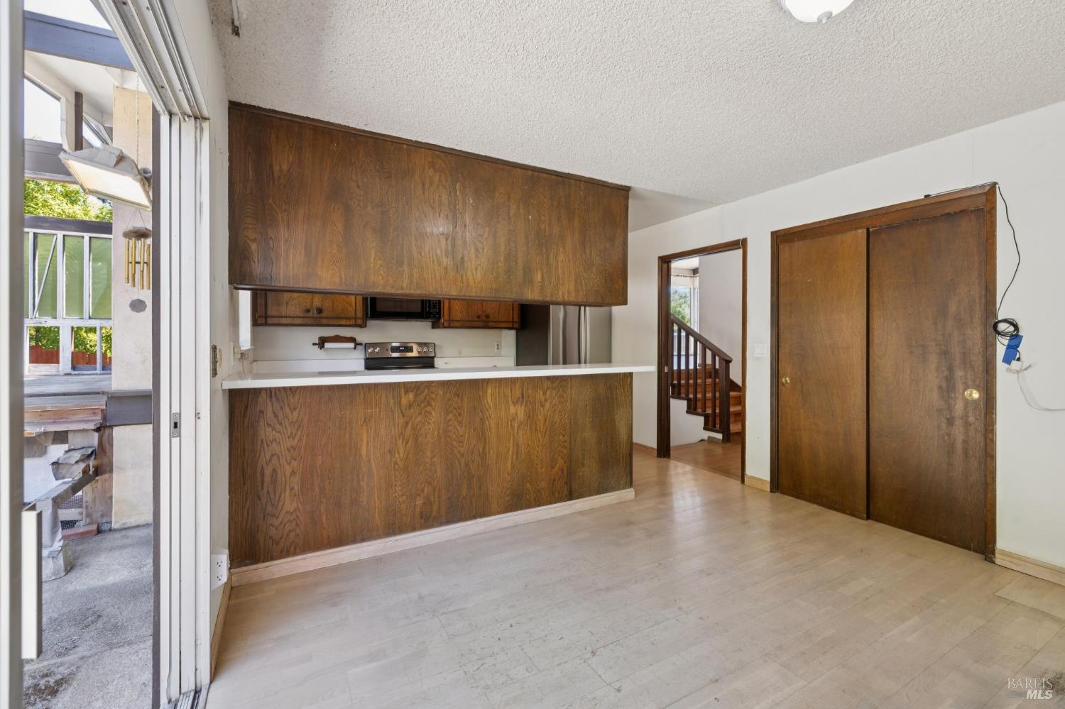 Detail Gallery Image 22 of 52 For 352 Shoreline Hwy, Mill Valley,  CA 94941 - 3 Beds | 2/1 Baths