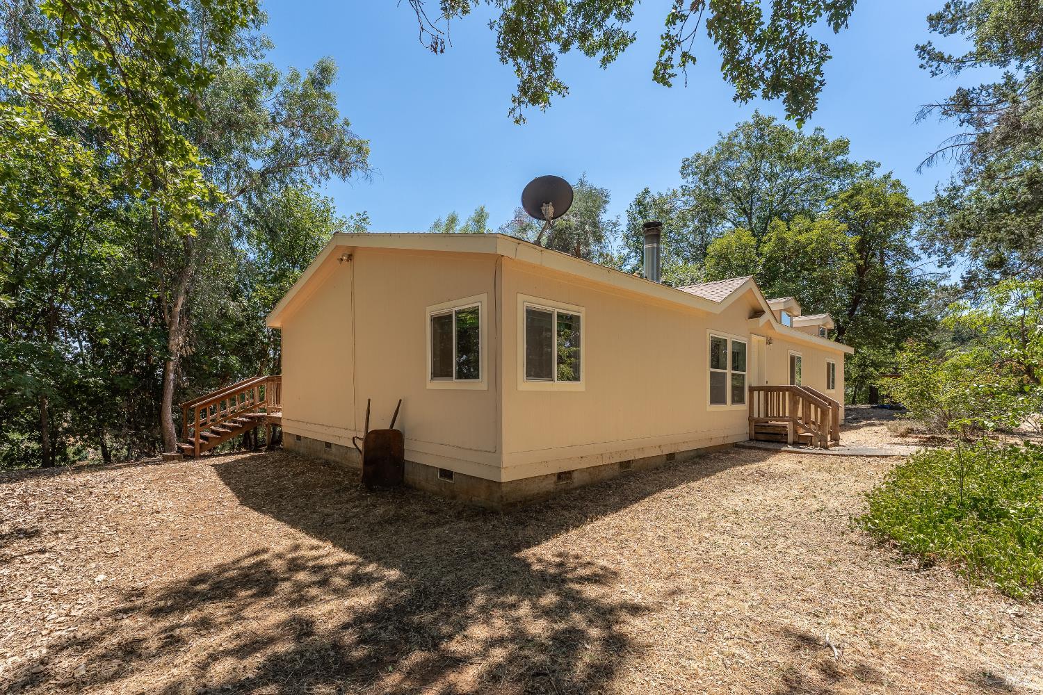 Detail Gallery Image 18 of 25 For 1409 W State Highway 20 Hwy, Upper Lake,  CA 95485 - 3 Beds | 2 Baths