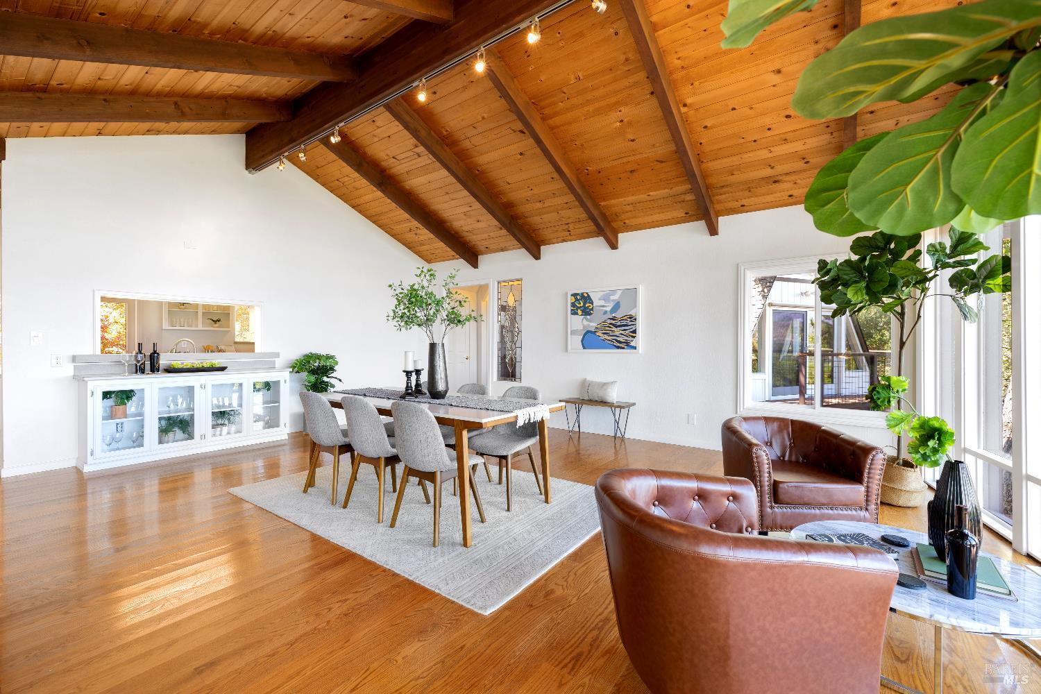 Detail Gallery Image 9 of 44 For 3051 Redwood Rd, Napa,  CA 94558 - 3 Beds | 4 Baths