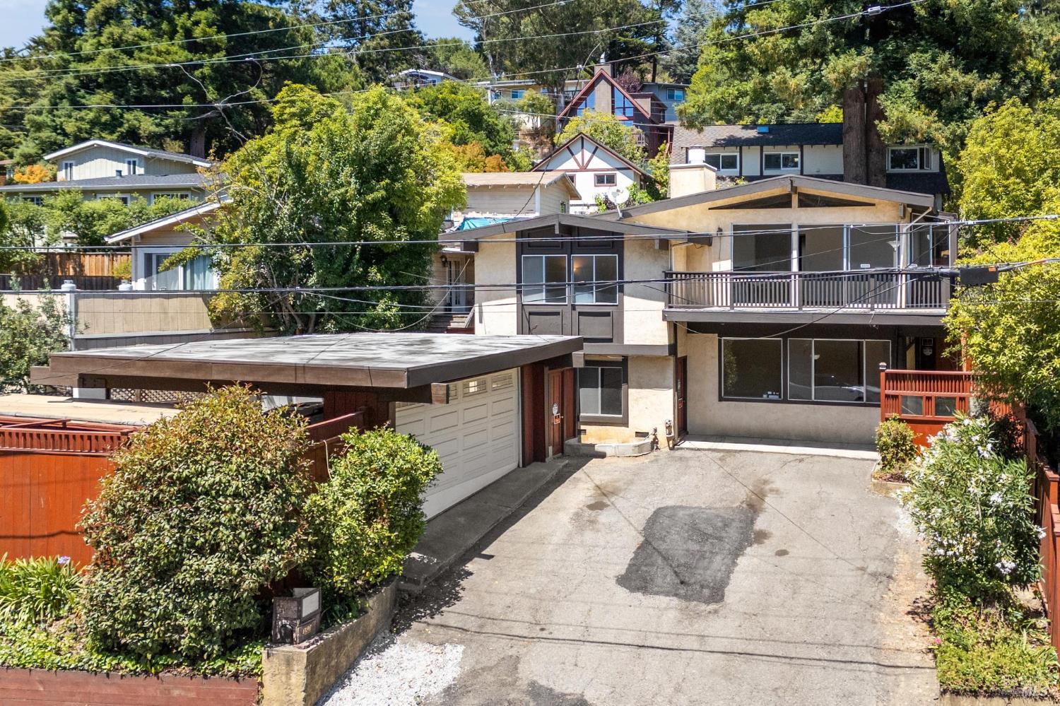 Detail Gallery Image 46 of 52 For 352 Shoreline Hwy, Mill Valley,  CA 94941 - 3 Beds | 2/1 Baths