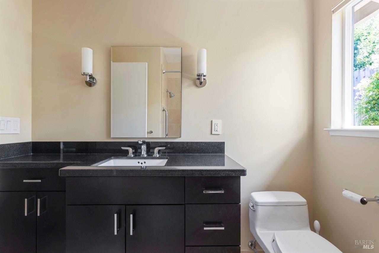 Detail Gallery Image 18 of 22 For 160 Whittier Ave, San Rafael,  CA 94903 - 4 Beds | 2 Baths