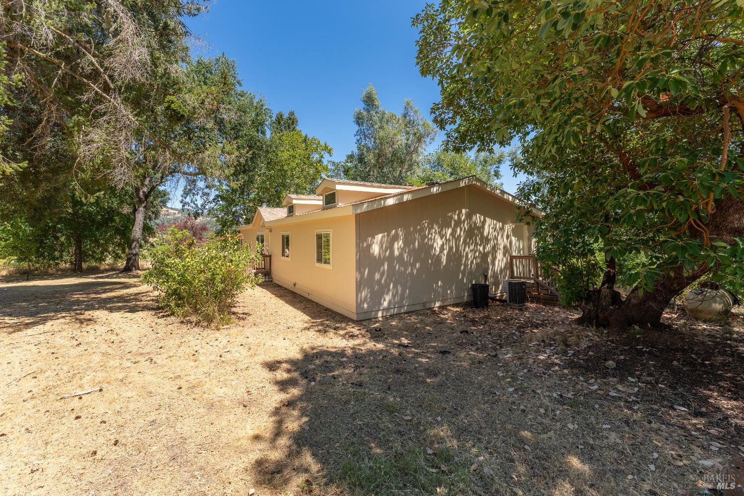Detail Gallery Image 19 of 25 For 1409 W State Highway 20 Hwy, Upper Lake,  CA 95485 - 3 Beds | 2 Baths