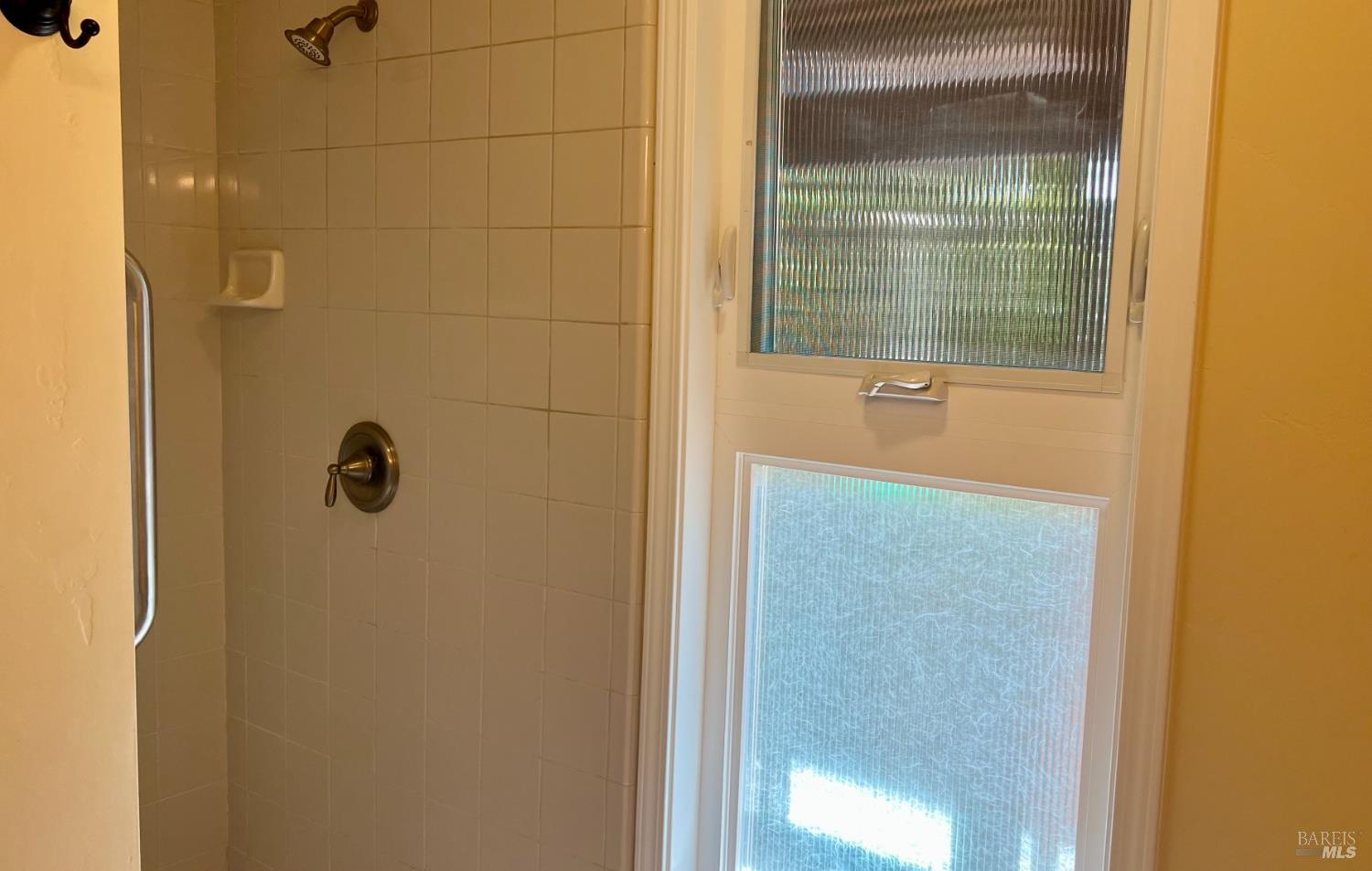 Detail Gallery Image 12 of 20 For 4403 Morse Ct, Napa,  CA 94558 - 2 Beds | 2 Baths