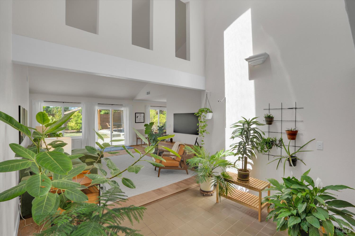 Detail Gallery Image 5 of 40 For 871 Hanlon Way, Benicia,  CA 94510 - 4 Beds | 2 Baths