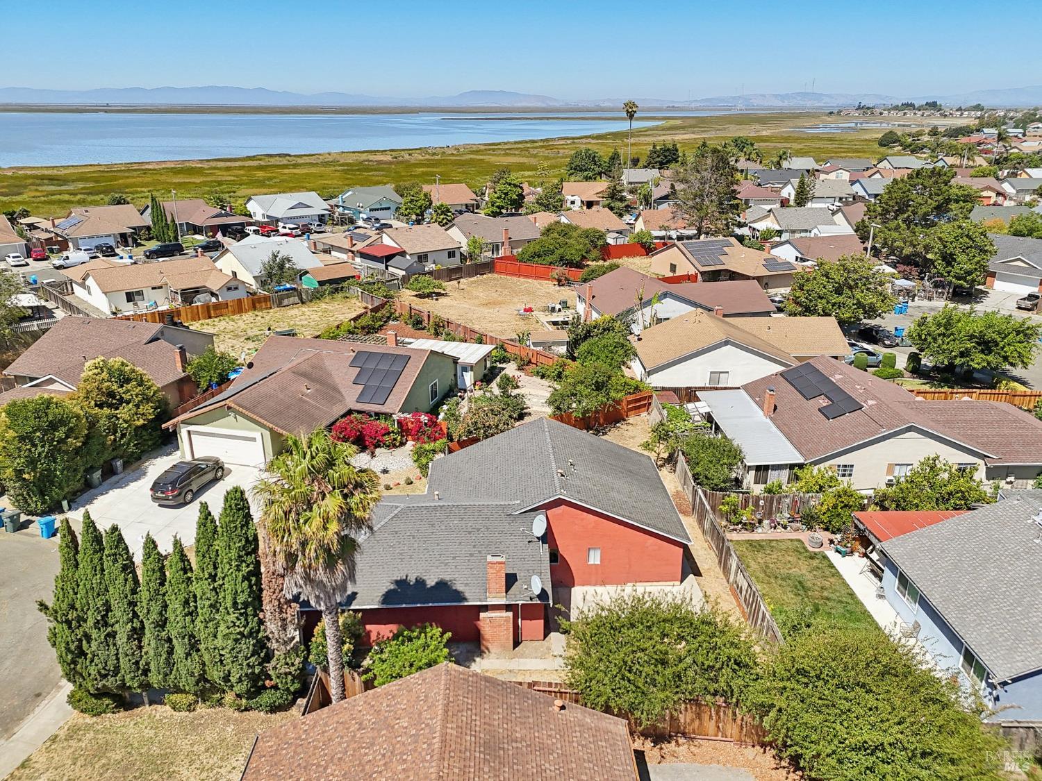 Detail Gallery Image 35 of 41 For 112 Lilac Ct, Vallejo,  CA 94589 - 3 Beds | 2 Baths