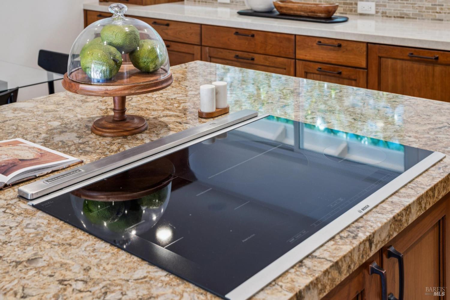 Detail Gallery Image 14 of 49 For 169 Kipling Dr, Mill Valley,  CA 94941 - 3 Beds | 2 Baths