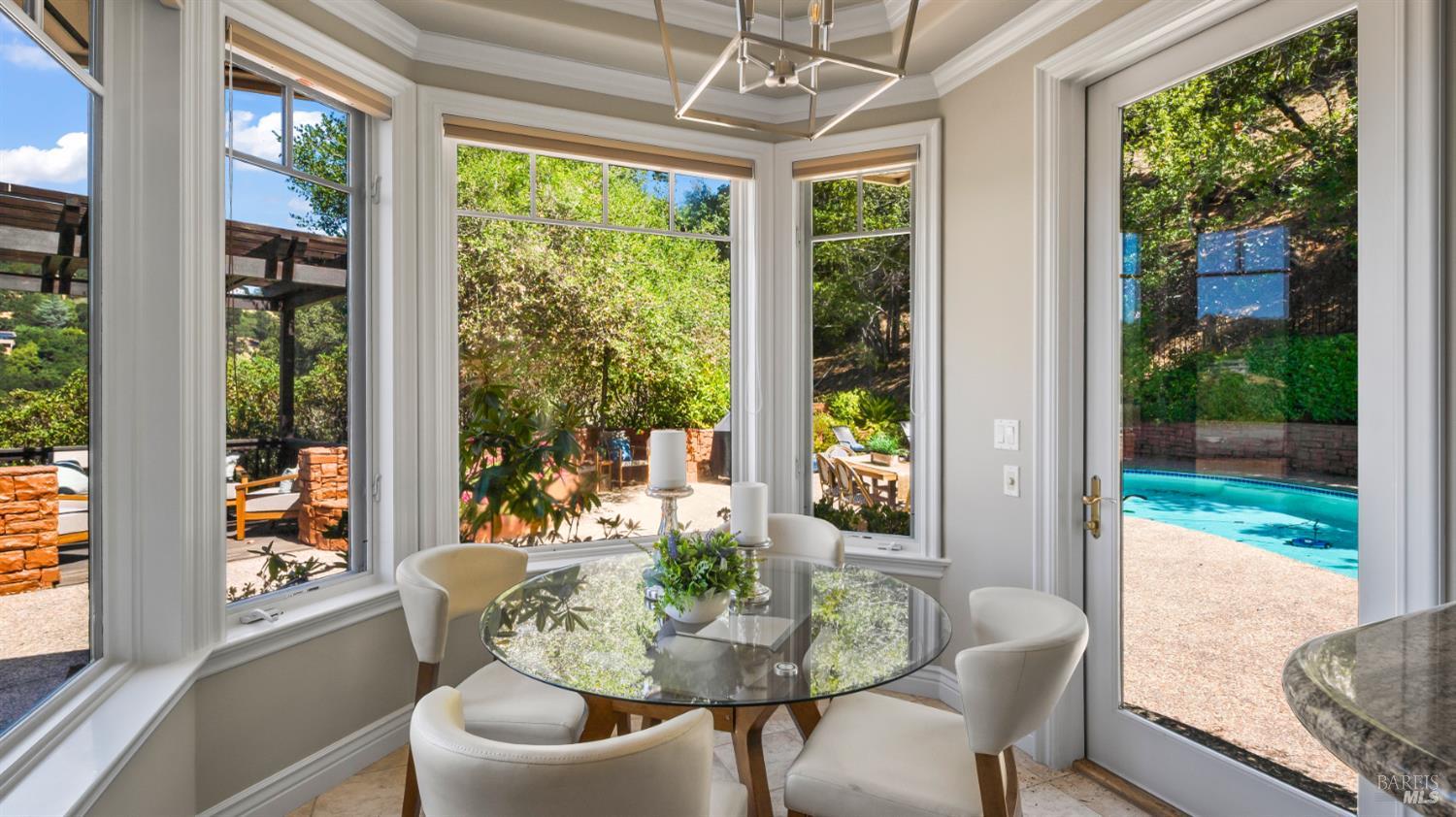 Detail Gallery Image 23 of 83 For 1 the Alameda Knls, San Anselmo,  CA 94960 - 5 Beds | 5/1 Baths