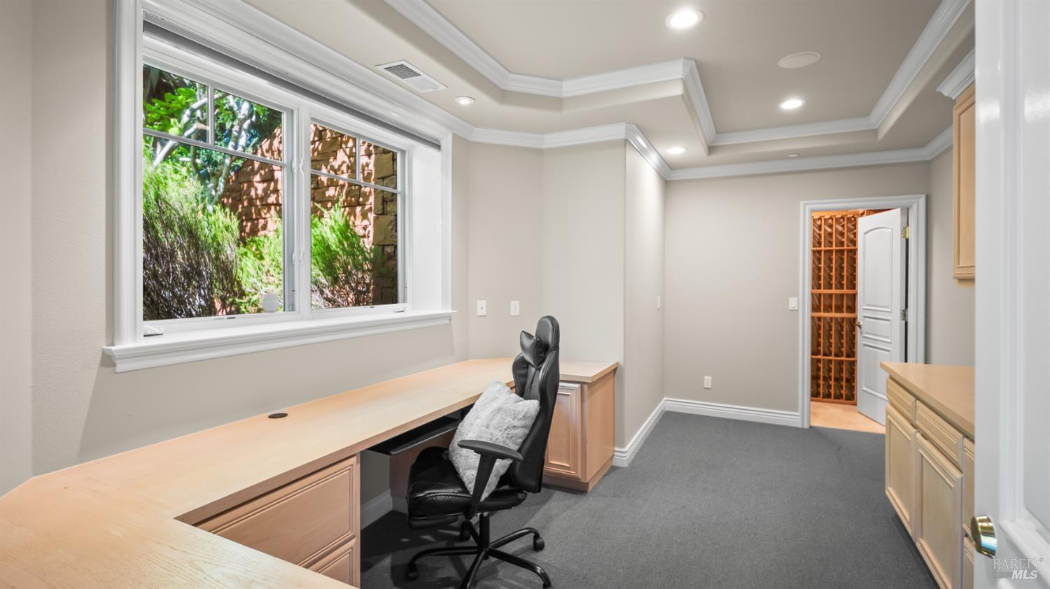 Detail Gallery Image 81 of 83 For 1 the Alameda Knls, San Anselmo,  CA 94960 - 5 Beds | 5/1 Baths