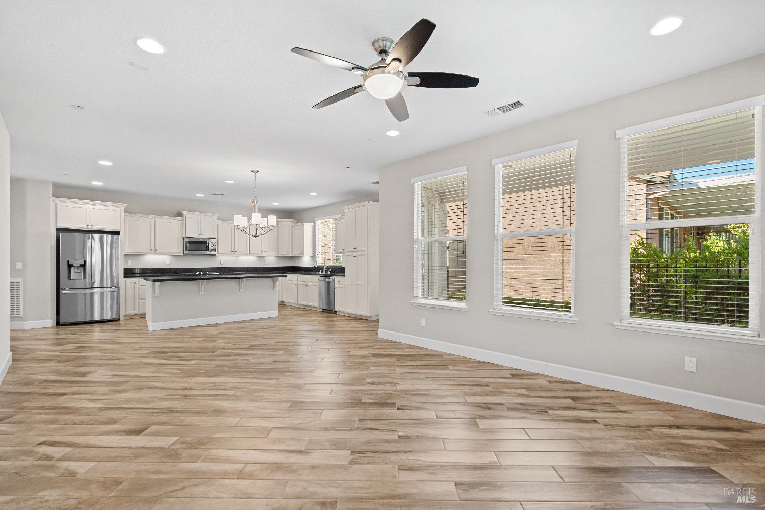 Detail Gallery Image 8 of 35 For 620 Hawk Ridge Dr, Rio Vista,  CA 94571 - 2 Beds | 2 Baths