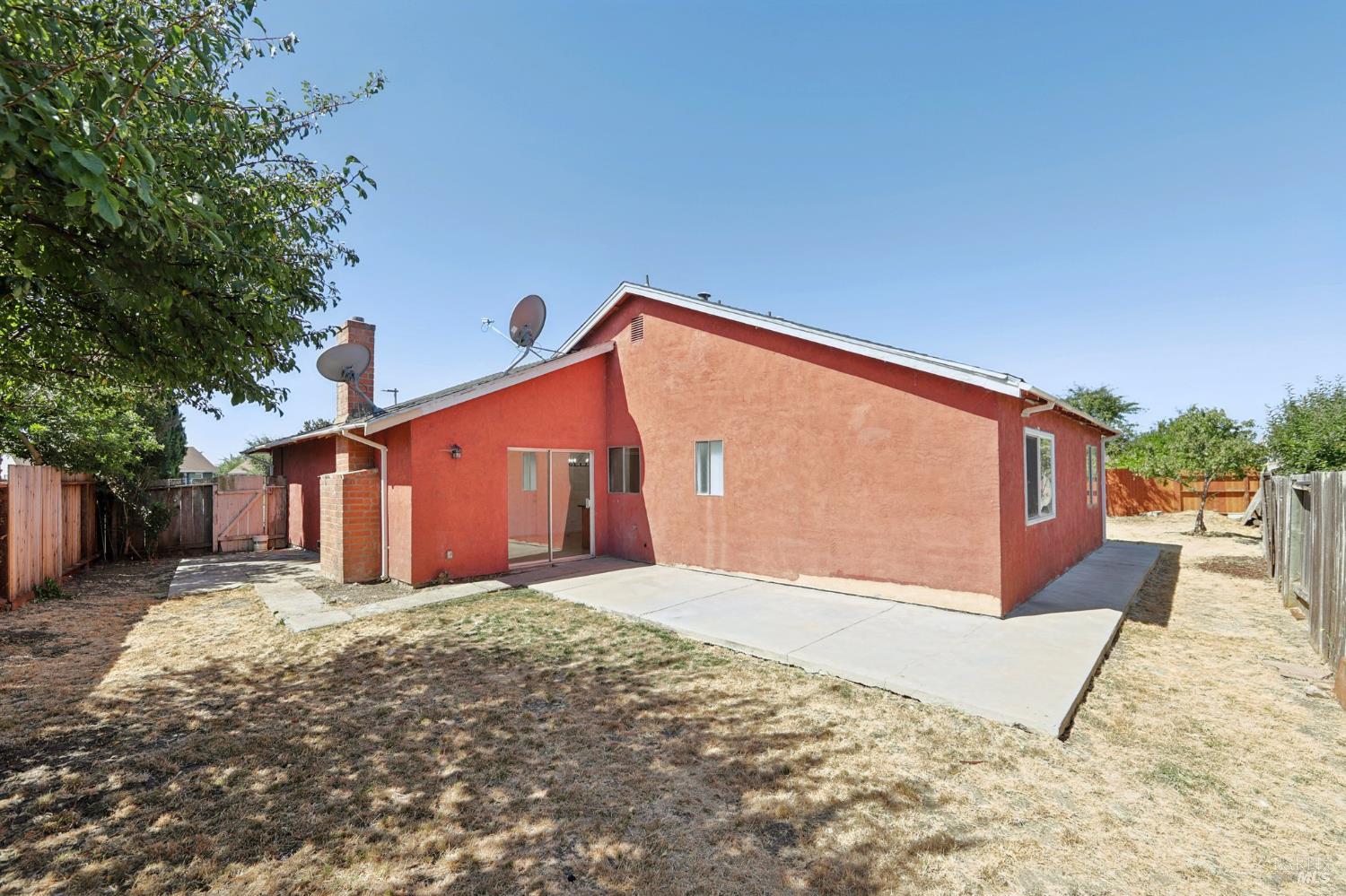 Detail Gallery Image 25 of 41 For 112 Lilac Ct, Vallejo,  CA 94589 - 3 Beds | 2 Baths