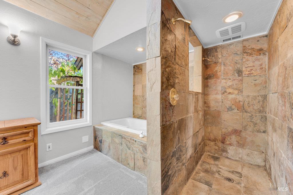 Detail Gallery Image 41 of 66 For 564 Willow Ct, Benicia,  CA 94510 - 2 Beds | 2 Baths
