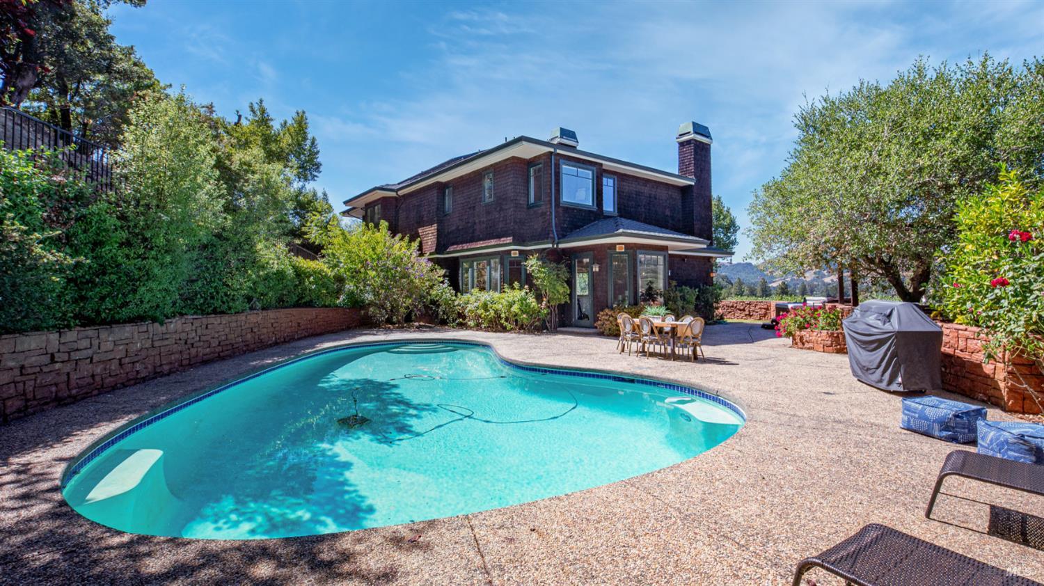 Detail Gallery Image 55 of 83 For 1 the Alameda Knls, San Anselmo,  CA 94960 - 5 Beds | 5/1 Baths